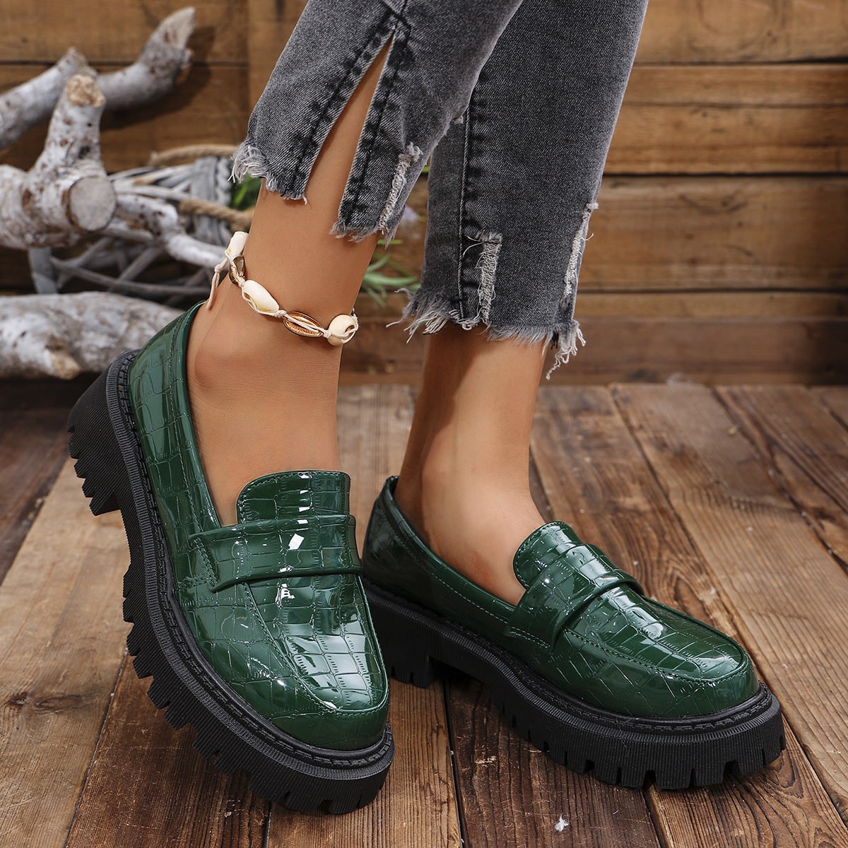 Croc Embossed Vamp Strap Moc Toe Lug Sole Loafers for Women - Green