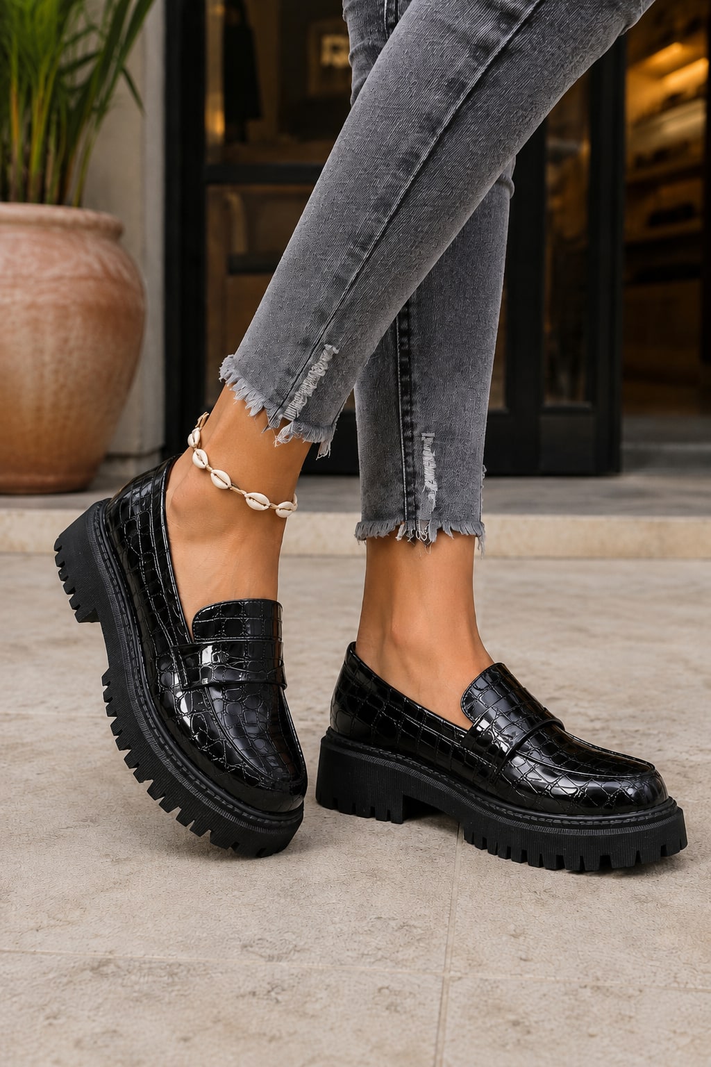 Croc Embossed Vamp Strap Moc Toe Lug Sole Loafers for Women