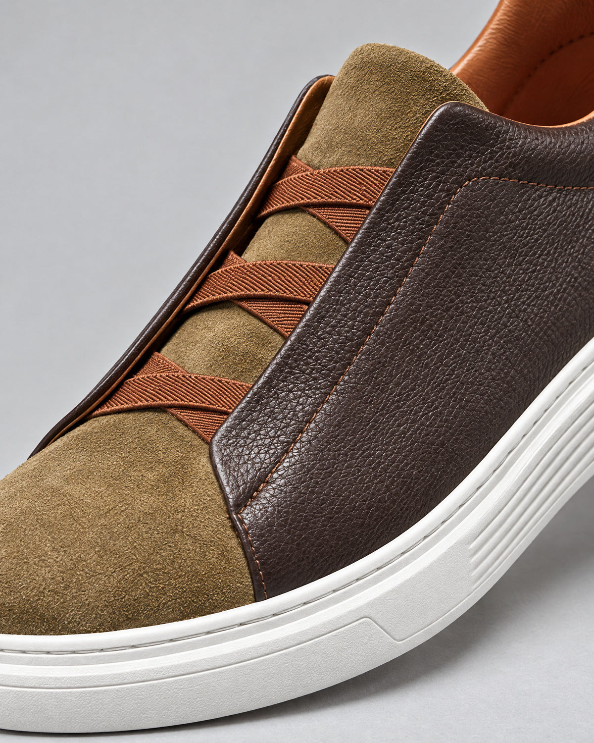 Colorblock Suede Leather Elastic Lace Sneakers for Men – close-up detail
