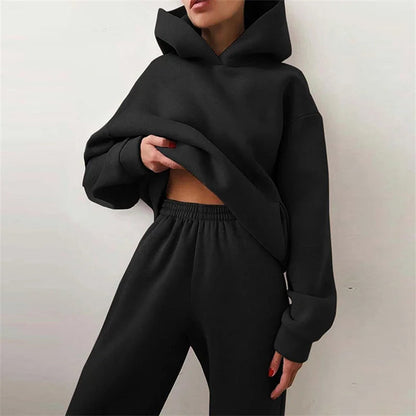 Women's black oversized cropped hoodie and wide-leg sweatpants 2-piece lounge set with elastic waistband