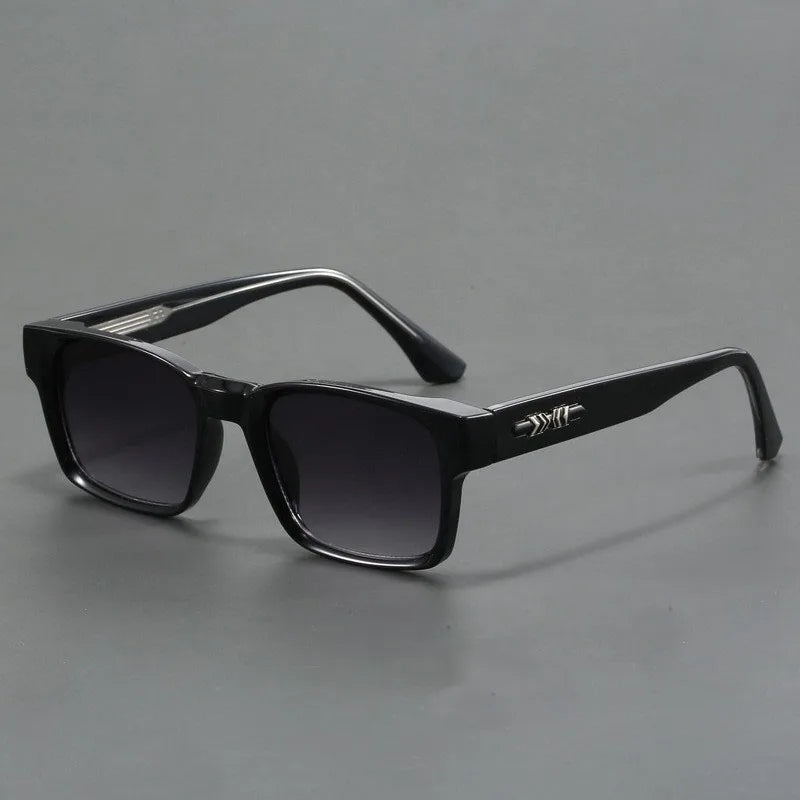 Black square frame UV400 protection sunglasses for men with gradient lenses and decorative temple design