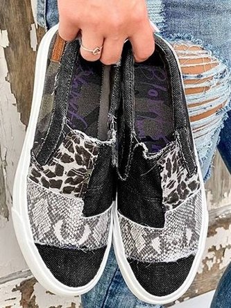 Leopard Print Slip-On Loafer Flats for Women - Black