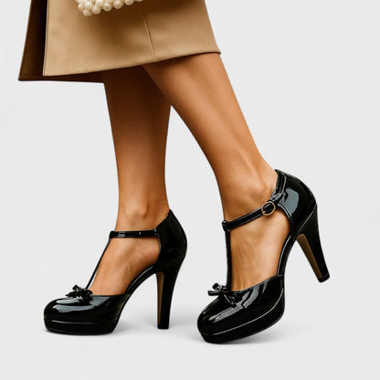 Strappy Platform Distinguished Heels - Black