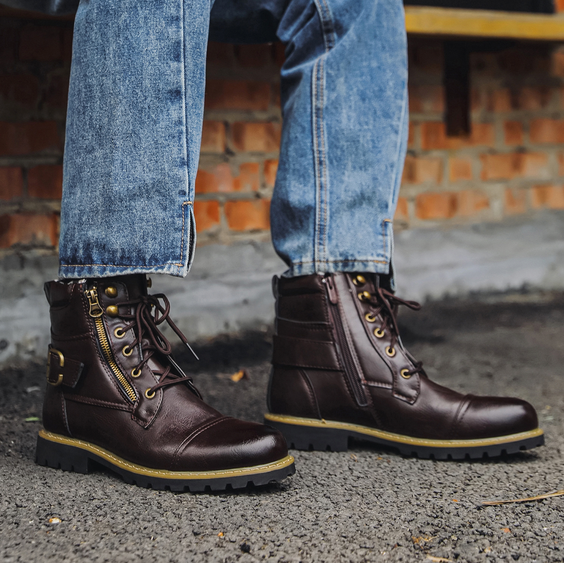 Ridgefield Leather Boots - Dark Brown